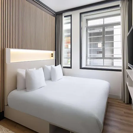 Hotel Motto By Hilton Blaak Rotterdam