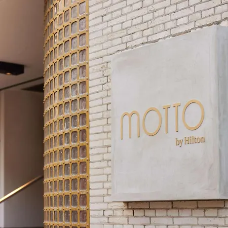 Motto By Hilton Blaak Szálloda Rotterdam